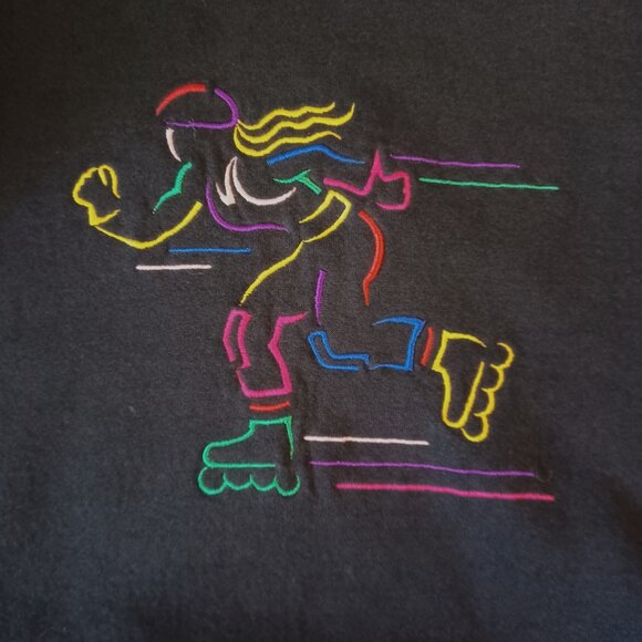 Womens M Black Swearshirt With Rollerblader Embroidery - Picture 5 of 10